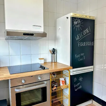 Figueiroa 10 * Porto
